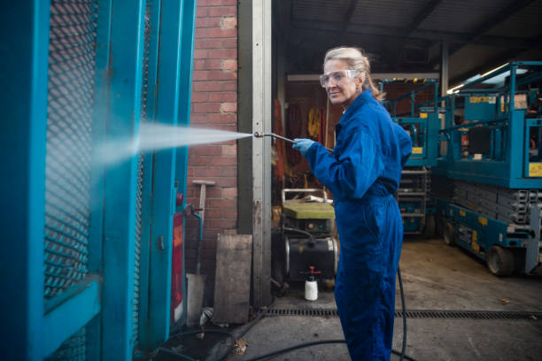 Best Concrete Pressure Washing  in Pinellas Park, FL